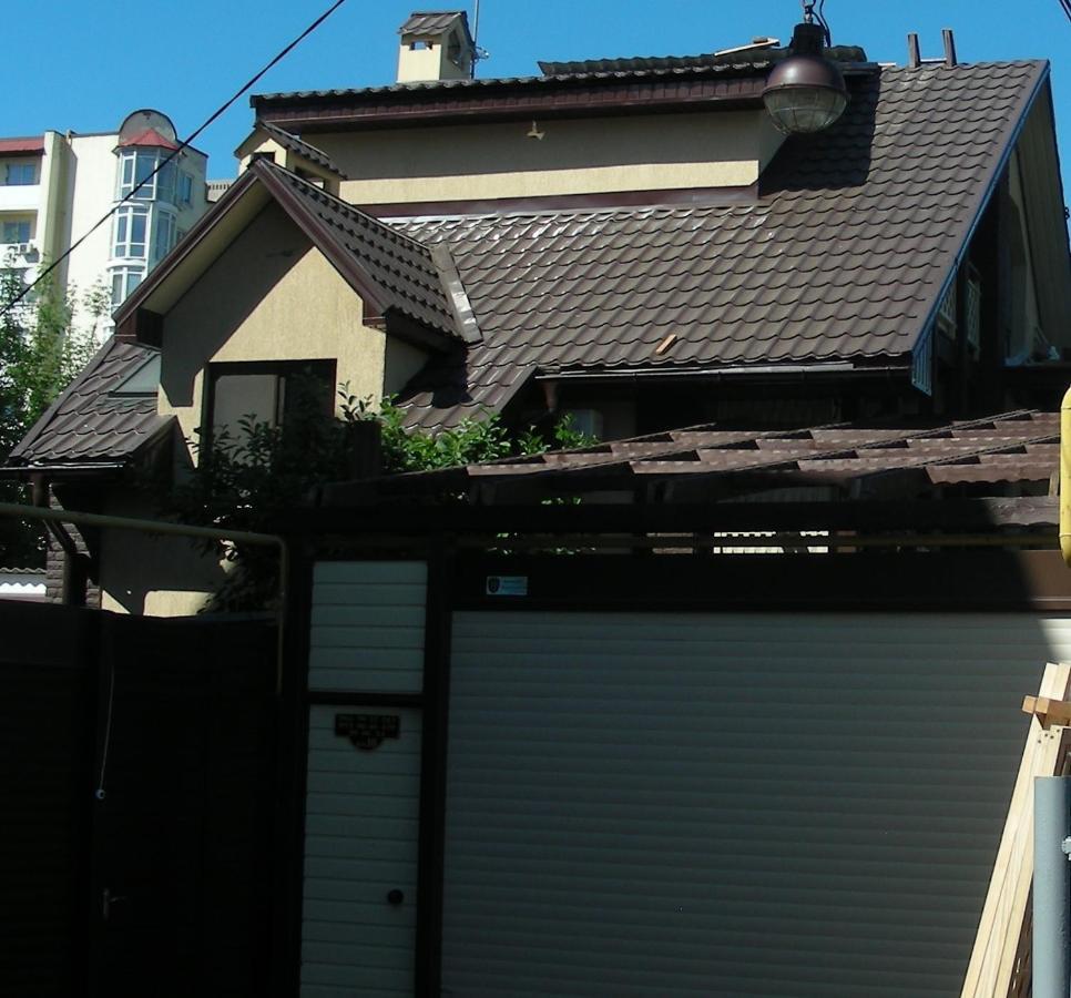 Гостиный Двор Odessa Buitenkant foto