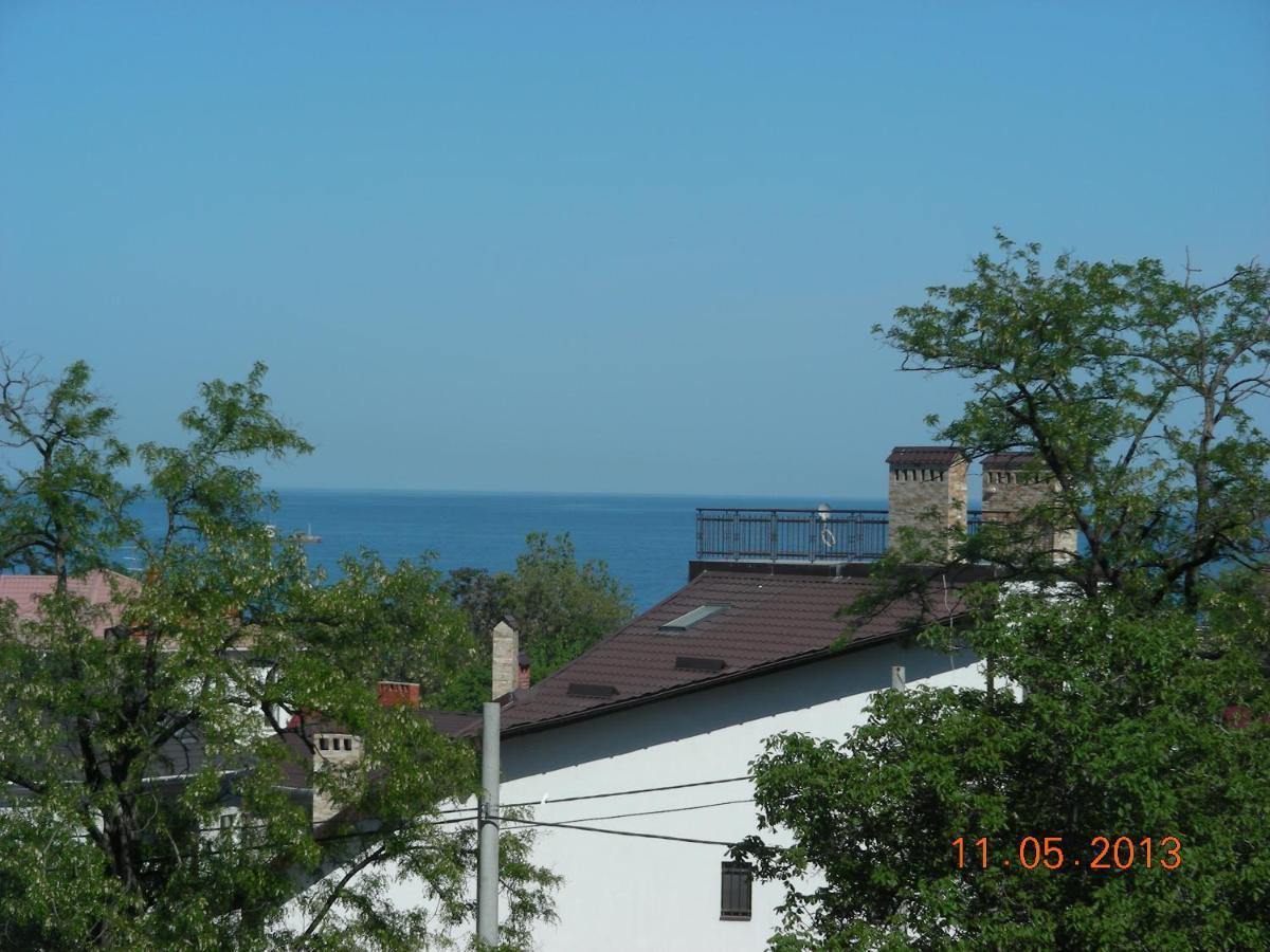 Гостиный Двор Odessa Buitenkant foto